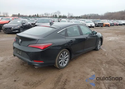 2024 Acura Integra z USA, uszkodzony, nr VIN 19UDE4H24RA010314